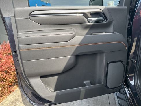 New 2026 GMC Sierra 2500 AT4 w/ AT4 Premium Plus Package image 10