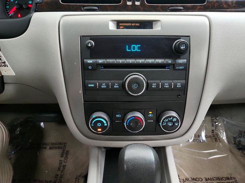 Used 2015 Chevrolet Impala Limited LS image 18