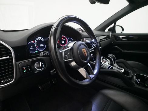 Used 2020 Porsche Cayenne S AWD/4WD image 14
