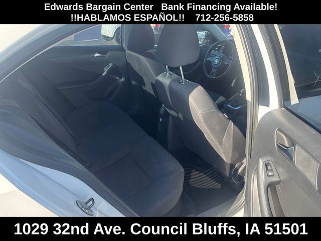 Used 2013 Volkswagen Jetta S FWD image 9