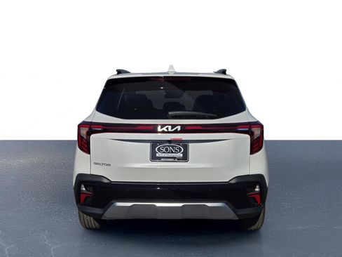 New 2026 Kia Seltos EX image 8