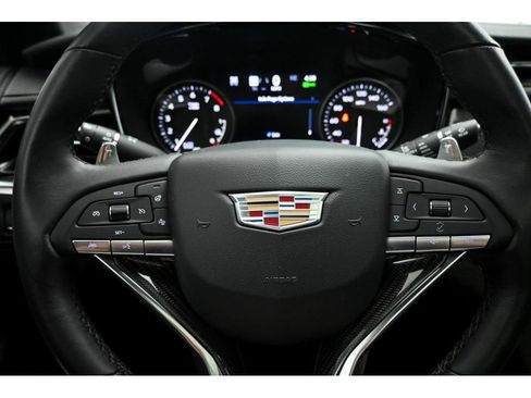 Certified 2023 Cadillac XT6 Premium Luxury AWD/4WD image 43