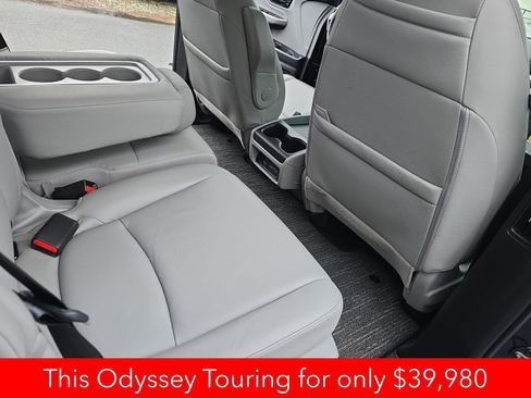 Used 2024 Honda Odyssey Touring image 18