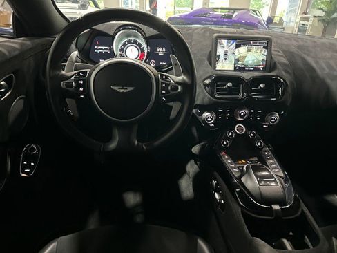 Used 2019 Aston Martin V8 Vantage Coupe RWD image 76
