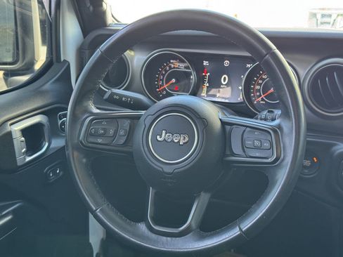 Used 2019 Jeep Wrangler Unlimited Sport S AWD/4WD image 25