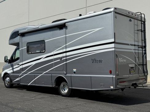 Used 2021 Mercedes-Benz Sprinter 3500 image 41