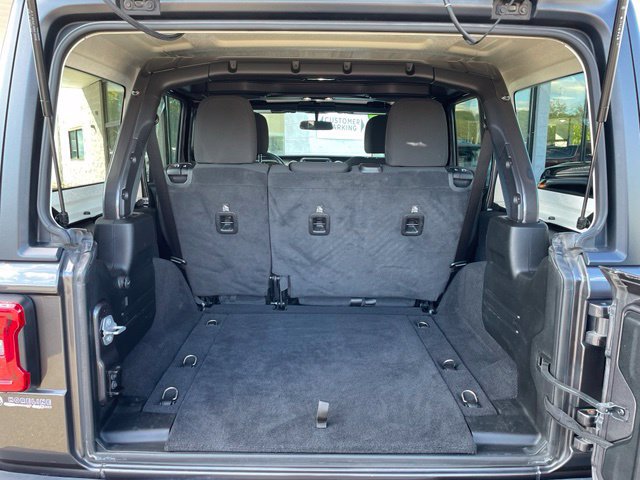 Used 2021 Jeep Wrangler Unlimited Sport AWD/4WD image 24