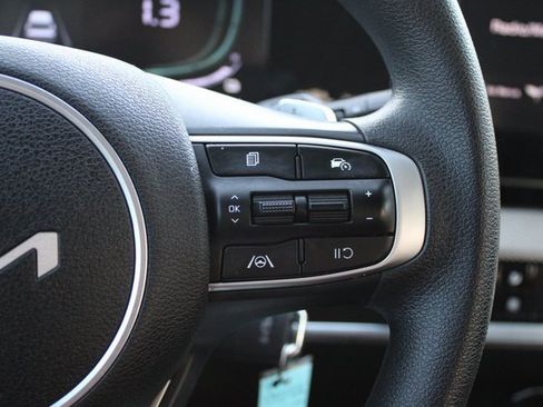 Certified 2024 Kia Sportage LX image 11