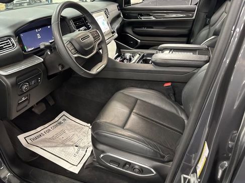 Used 2022 Jeep Wagoneer Series II image 19