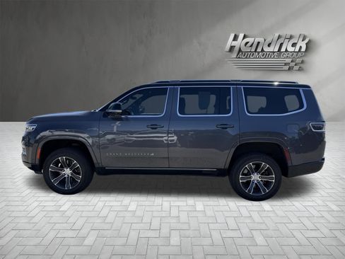 Used 2023 Jeep Grand Wagoneer 4WD image 7