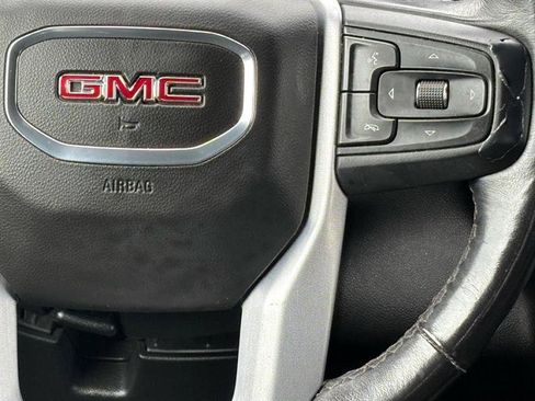 Used 2022 GMC Sierra 2500 SLE w/ SLE Value Package; image 21