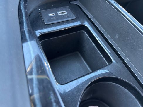 Used 2021 Cadillac Escalade ESV Sport w/ Driver Assist Tech Package image 91