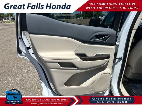 Used 2023 GMC Acadia Denali AWD/4WD image 21