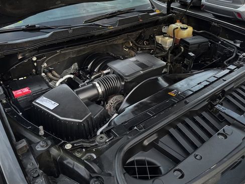 Used 2020 Chevrolet Silverado 2500 Custom w/ Custom Value Package image 29