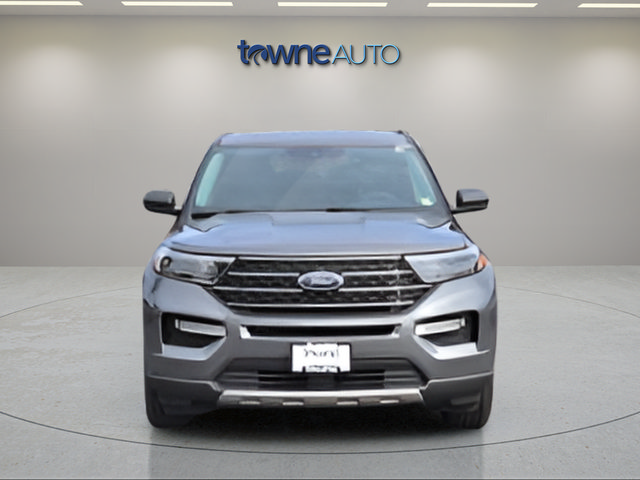Used 2023 Ford Explorer XLT w/ Equipment Group 202A AWD/4WD image 8
