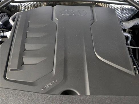 New 2025 Audi Q5 Premium Plus image 17