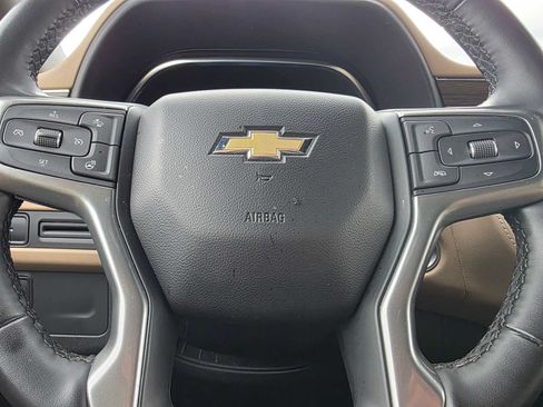 Certified 2024 Chevrolet Suburban Premier AWD/4WD image 25