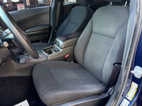 Used 2014 Dodge Charger SE RWD image 11