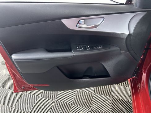 Certified 2024 Kia Forte LXS image 28