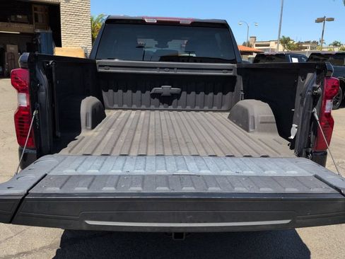 Used 2023 Chevrolet Silverado 1500 Custom Trail Boss AWD/4WD image 27