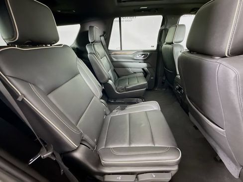 Used 2021 Chevrolet Tahoe Premier w/ Premium Package AWD/4WD image 30