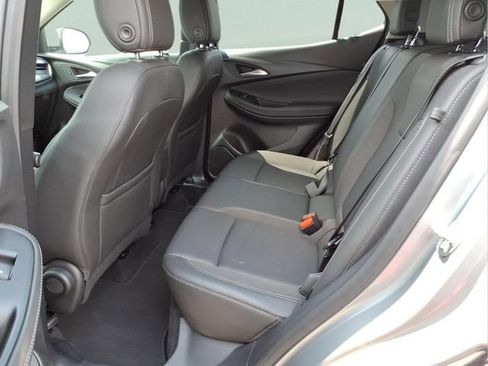 Used 2025 Buick Encore GX Preferred FWD image 18
