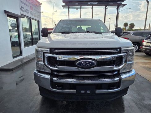 Used 2020 Ford F250 XLT w/ FX4 Off-Road Package AWD/4WD image 2