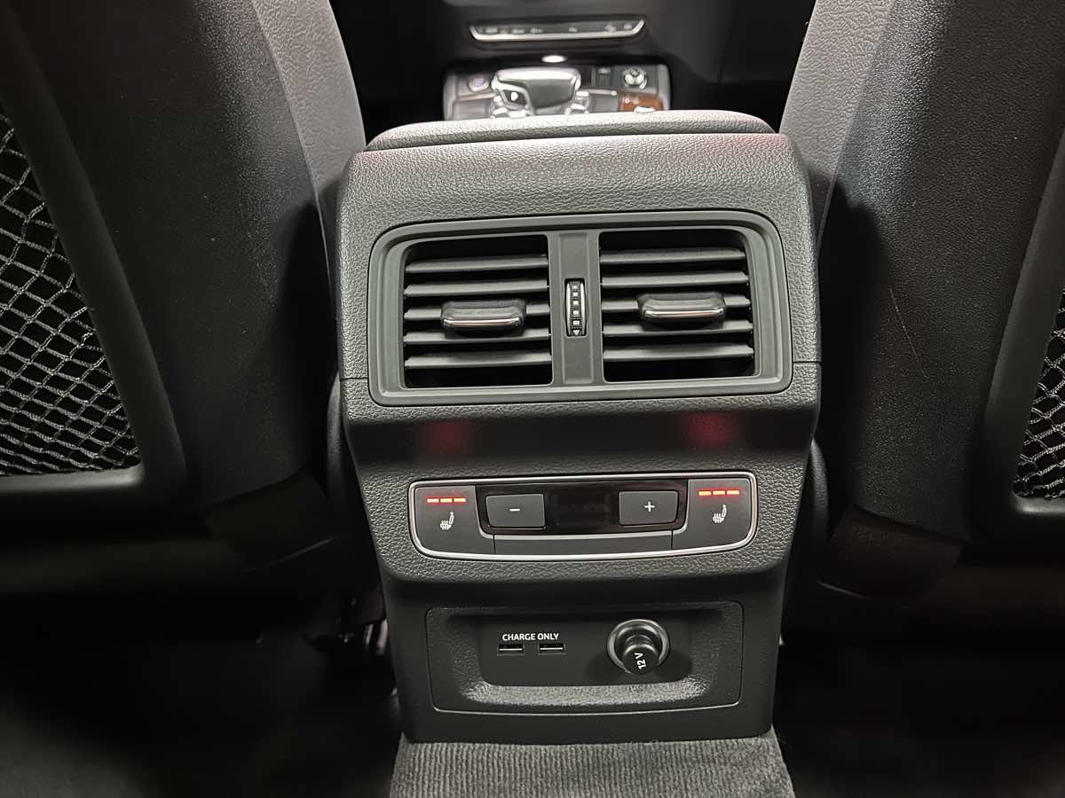 Used 2020 Audi Q5 2.0T Premium Plus w/ Premium Plus Package AWD/4WD image 12