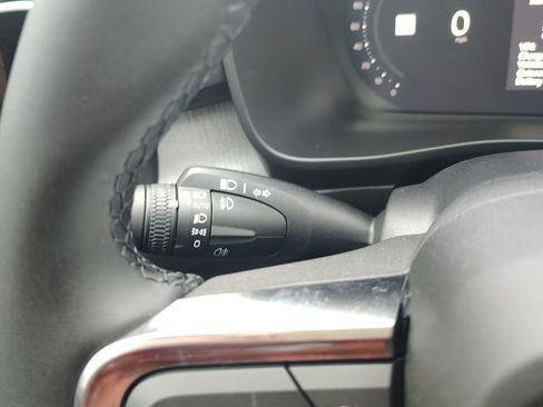 New 2026 Volvo XC40 B5 Plus w/ Climate Package image 18