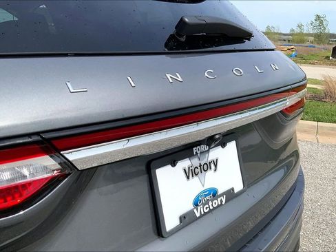 Used 2024 Lincoln Corsair AWD w/ Equipment Group 101A image 30