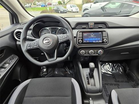 Used 2025 Nissan Versa S w/ Trunk Package image 14