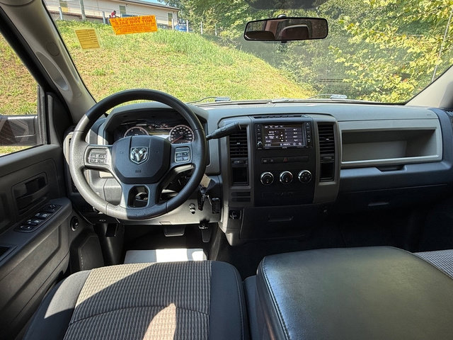 Used 2012 RAM 3500 ST w/ Chrome Appearance Group RWD image 11