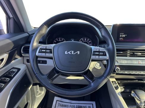 Used 2022 Kia Telluride S image 14