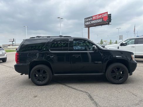 Used 2014 Chevrolet Tahoe LT w/ Luxury Package AWD/4WD image 7