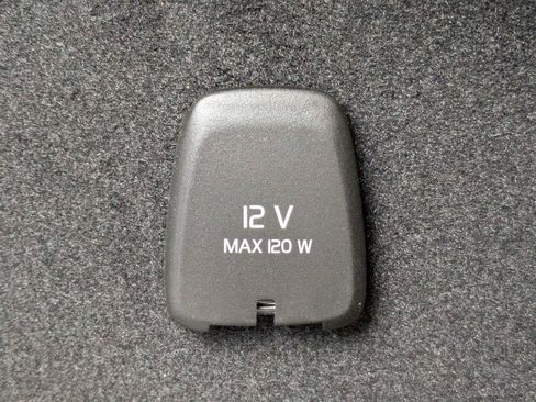 New 2026 Volvo XC90 B6 Ultra w/ Protection Package Premier AWD/4WD image 14