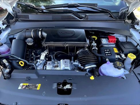 New 2026 Jeep Compass Latitude image 11