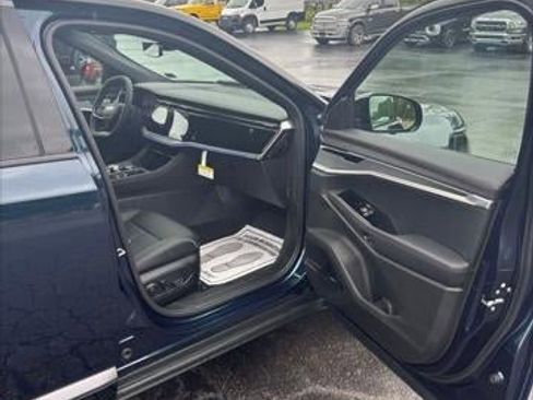 New 2025 Jeep Wagoneer S Limited image 48