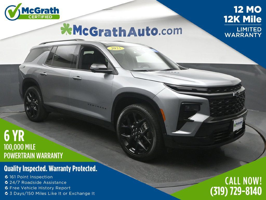 Used 2025 Chevrolet Traverse RS w/ LPO, Floor Liner Package AWD/4WD image 1