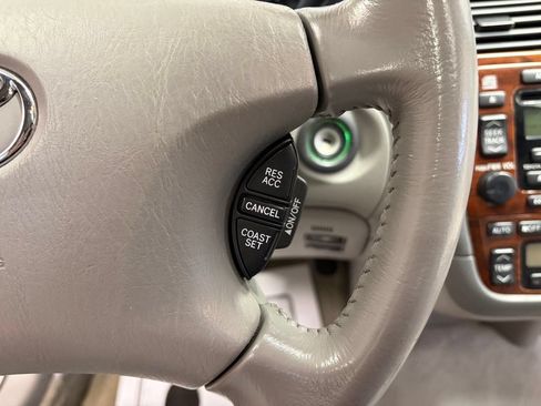 Used 2003 Toyota Avalon XLS FWD image 15