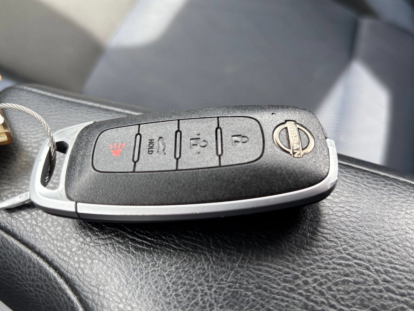 Used 2025 Nissan Versa SV FWD image 20