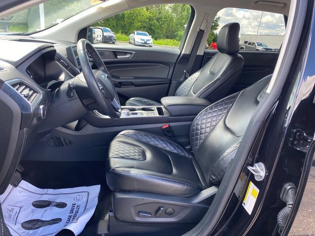 Used 2024 Ford Edge Titanium AWD/4WD image 16