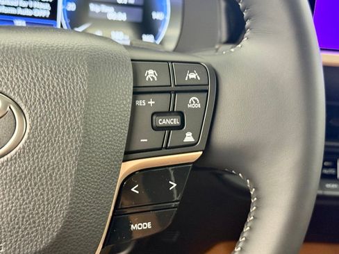 New 2026 Toyota Crown Signia Limited image 22