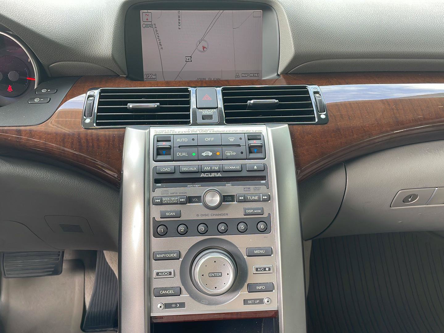 Used 2007 Acura RL w/ Technology Package AWD/4WD image 7