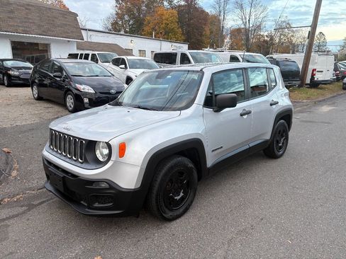 Used 2015 Jeep Renegade Sport w/ Power & Air Group image 1
