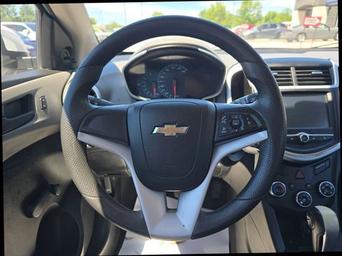 Used 2017 Chevrolet Sonic LT FWD image 16
