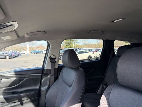 Used 2021 Hyundai Santa Fe SE image 11
