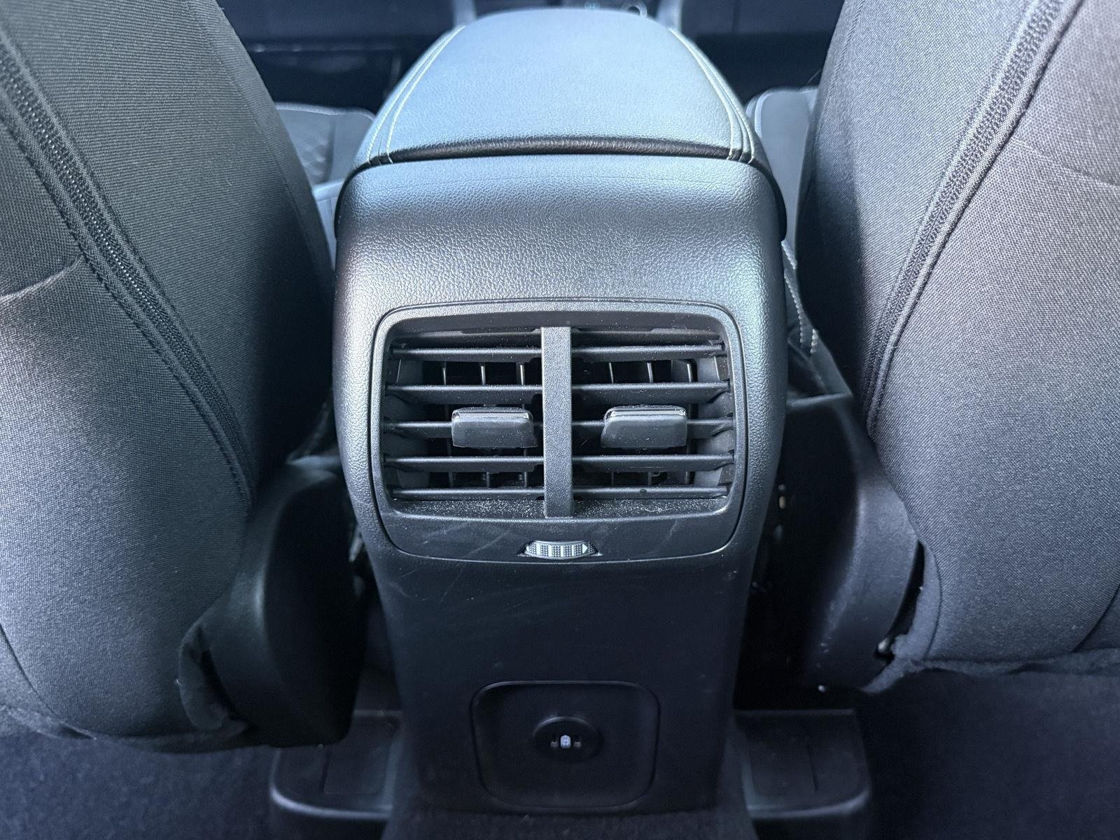 Used 2023 Ford Escape Active AWD/4WD image 28