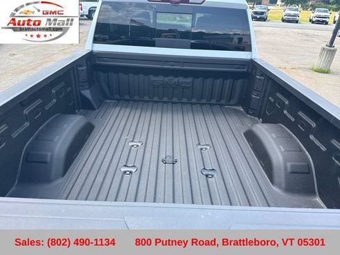Certified 2026 GMC Sierra 3500 Denali w/ Denali Reserve Package AWD/4WD image 25