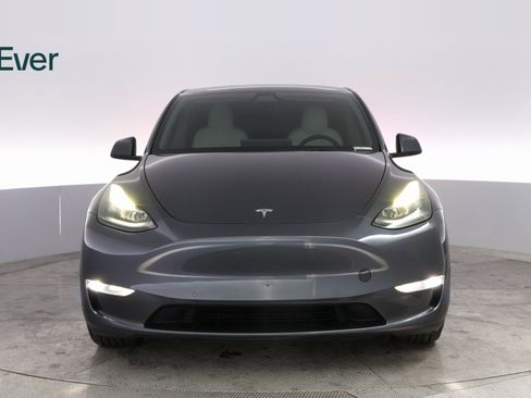 Used 2022 Tesla Model Y Performance image 3