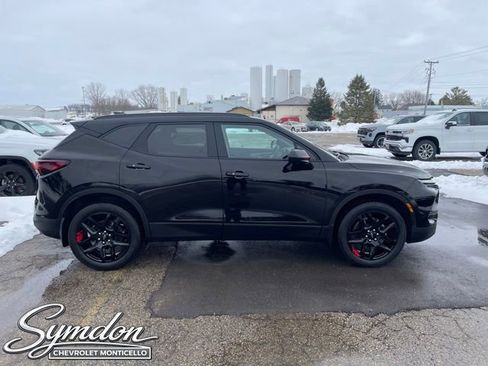 Used 2023 Chevrolet Blazer LT w/ Convenience Package image 2